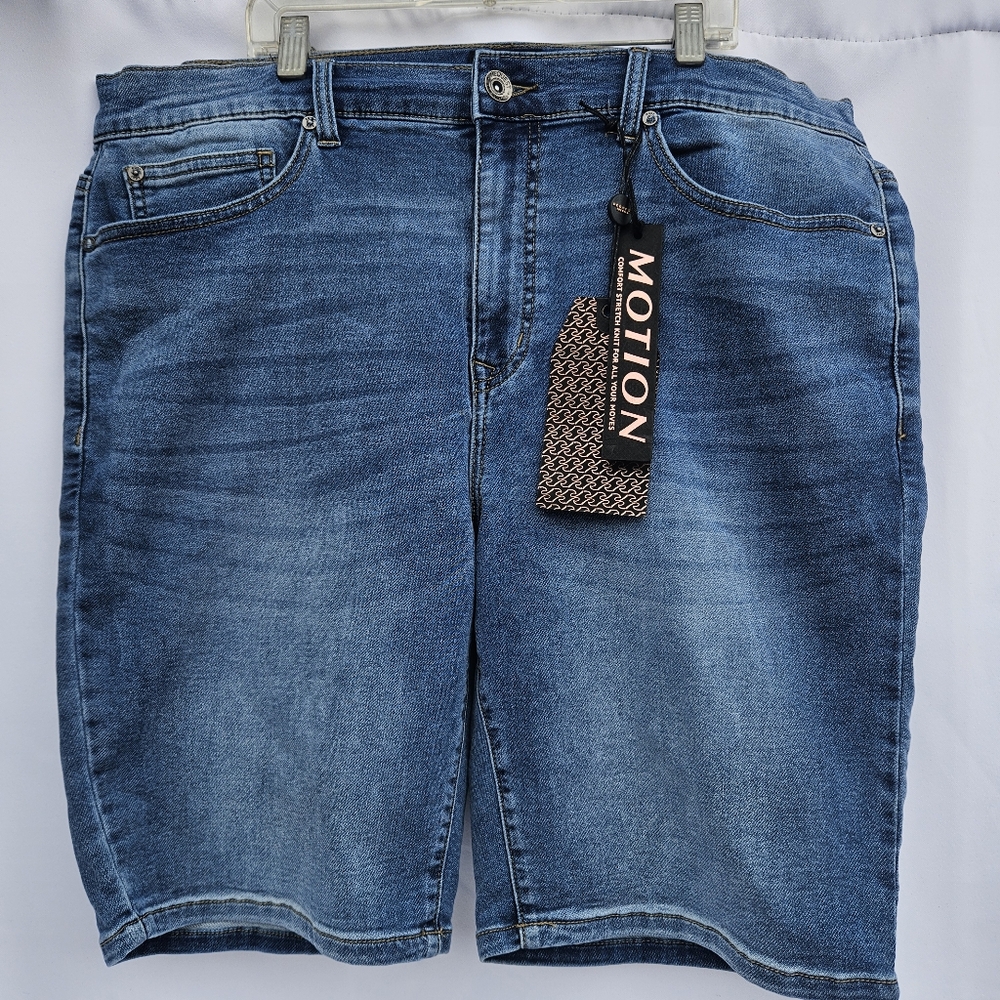REQUEST Men's Blue Slim Fit Denim Shorts NEW  Size-36